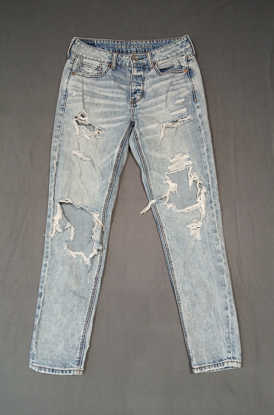 American Eagle Jeans Women 2 Regular Tomgirl Blue Denim Ripped Pockets Casual